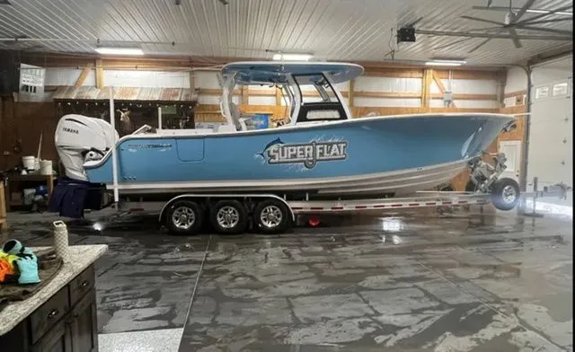 The Image of Sportsman Open 322 Center Console 2022 - 1