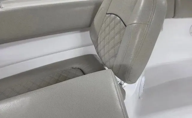 Slide: The Image of Sportsman Open 322 Center Console 2022 - 17