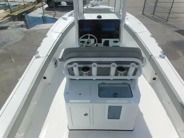 Slide: The Image of Blazer Bay Makaira 2600 2026 - 10