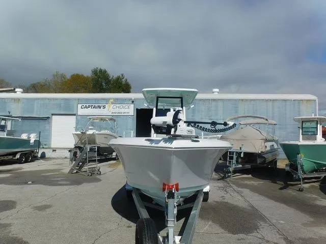 Slide: The Image of Blazer Bay Makaira 2600 2026 - 3