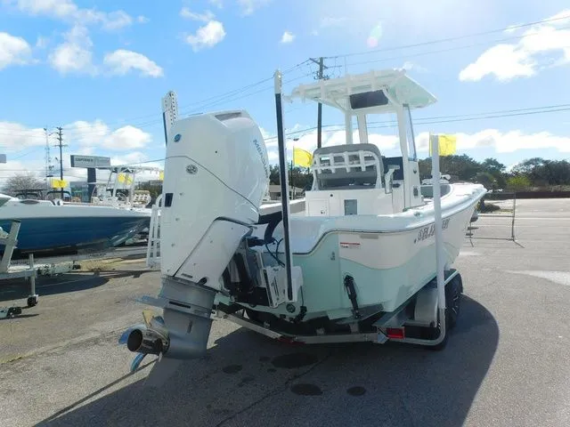 Slide: The Image of Blazer Bay Makaira 2600 2026 - 7