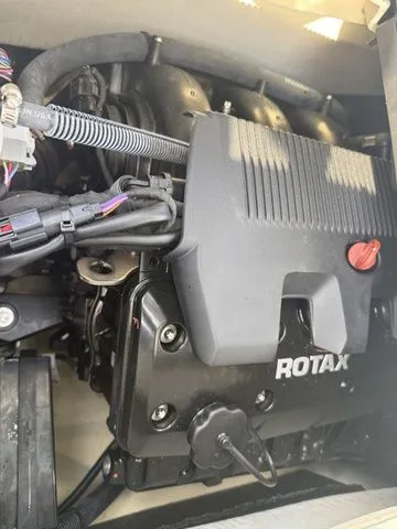 Slide: The Image of Sea-Doo GTX 2023 - 10