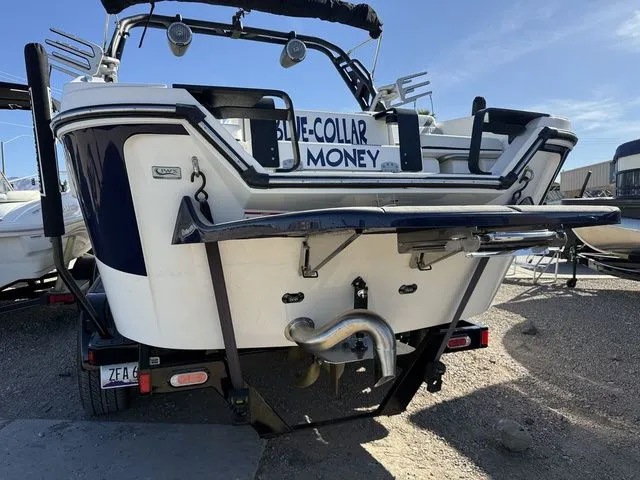 Slide: The Image of Heyday Wake Boats H22 2023 - 9