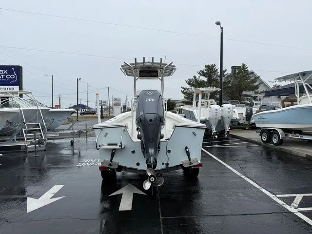 Slide: The Image of May-Craft 2300 CAPE CLASSIC 2024 - 3