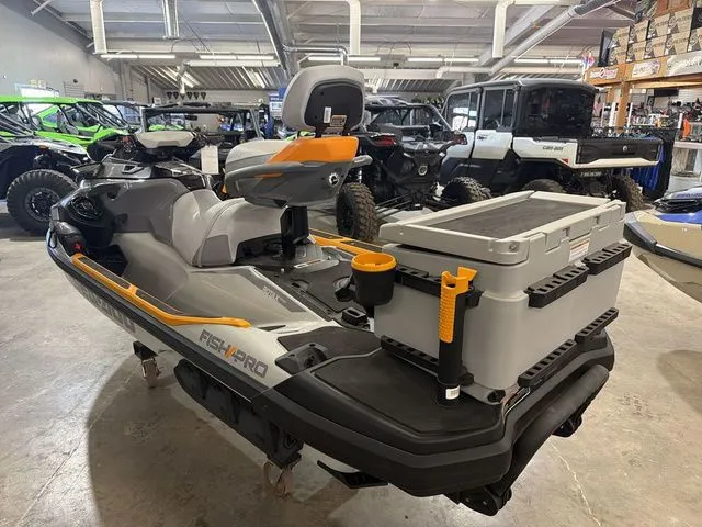 Slide: The Image of Sea-Doo FishPro Trophy 170 2026 - 12