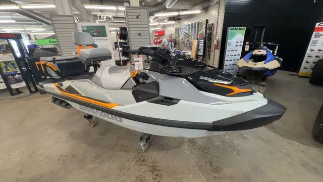 Slide: The Image of Sea-Doo FishPro Trophy 170 2026 - 7