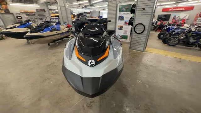 Slide: The Image of Sea-Doo FishPro Trophy 170 2026 - 8