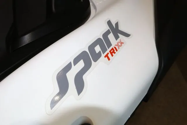 Slide: The Image of Sea-Doo SparkTrixx For 3 Rotax 900 ACE - 90 Ibr And Aud 2026 - 9