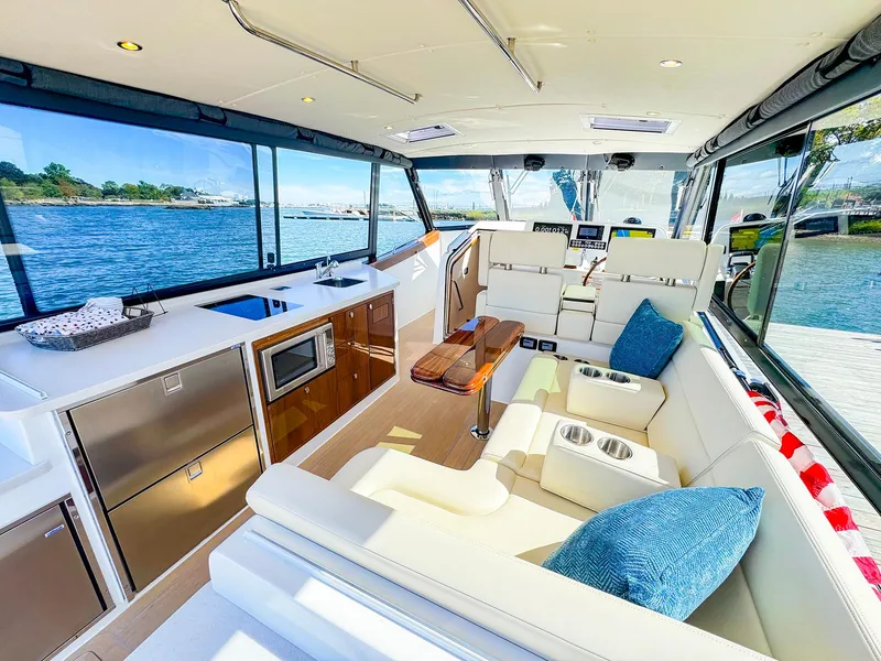 Slide: The Image of Luxurious interior of 2024 MJM 4 yacht with modern amenities and scenic water views. - 9