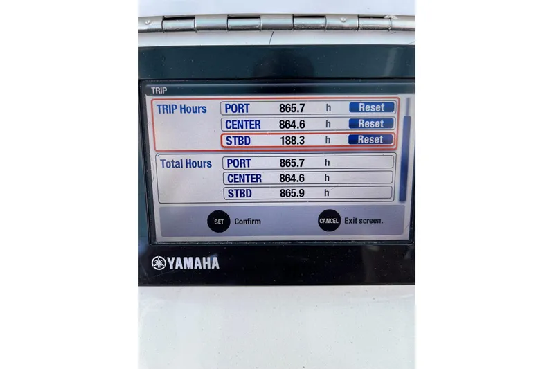 Slide: The Image of Yamaha display showing trip and total hours for SeaVee 370Z, 2017 model. - 7