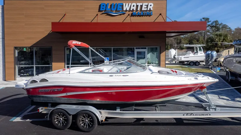 The Image of Ebbtide 2300 Z Trak 2011 - 1