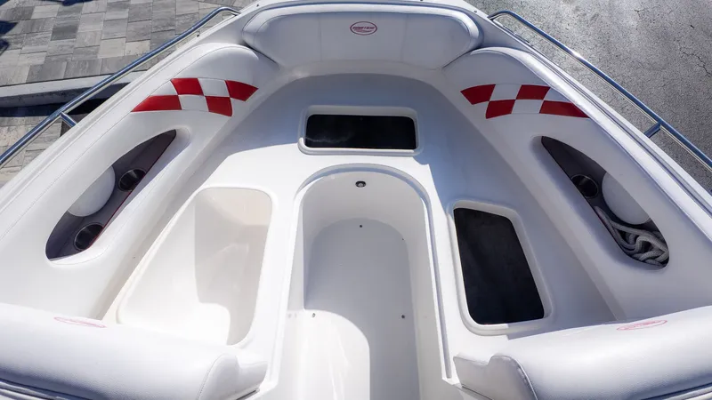 Slide: The Image of Ebbtide 2300 Z Trak 2011 - 15