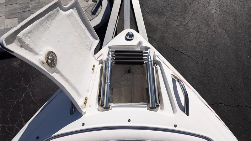 Slide: The Image of Ebbtide 2300 Z Trak 2011 - 18