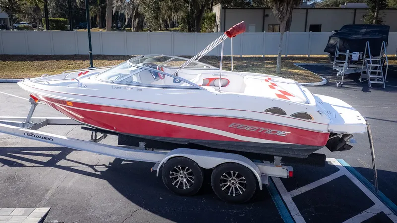 Slide: The Image of Ebbtide 2300 Z Trak 2011 - 4