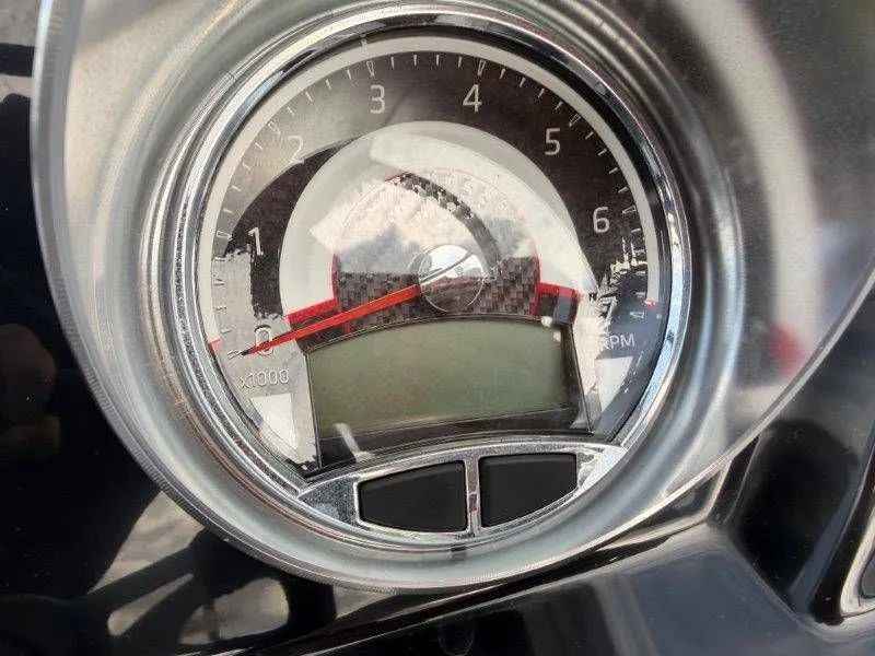 Slide: The Image of Glastron GX215 2022 - 19