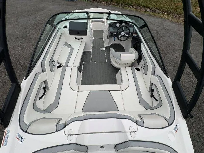 Slide: The Image of Yamaha AR190 2018 - 17