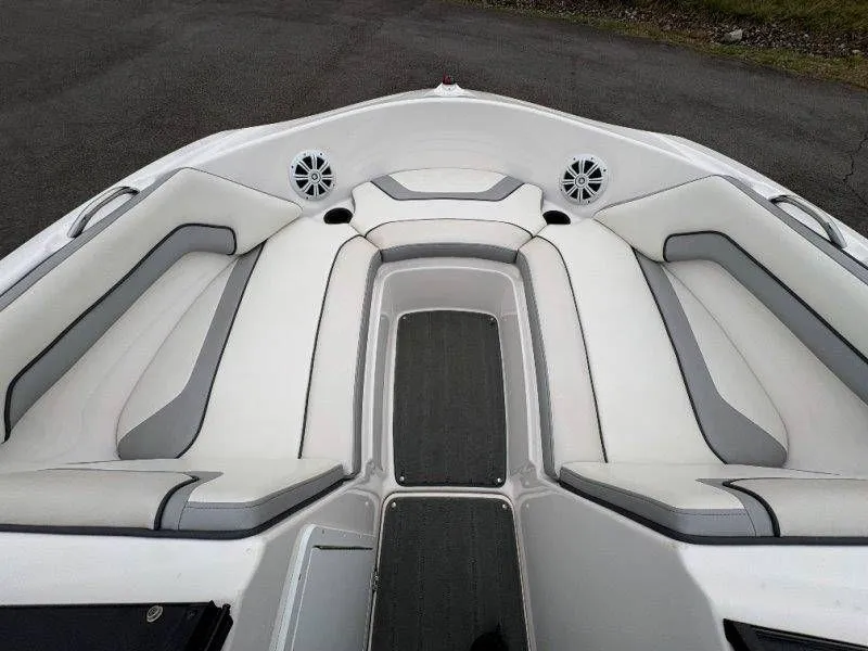 Slide: The Image of Yamaha AR190 2018 - 44