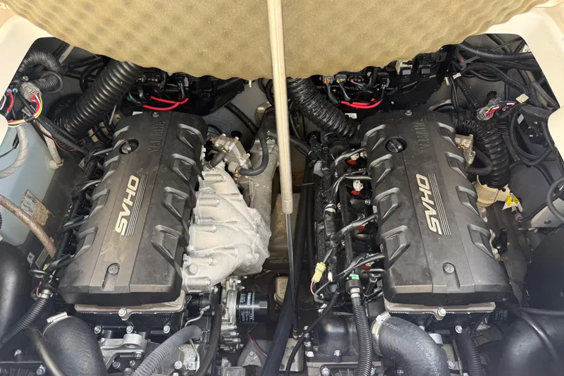 Slide: The Image of Twin Yamaha SVHO engines in a 2021 Yamaha Boats 255 FSH Sport E. - 12