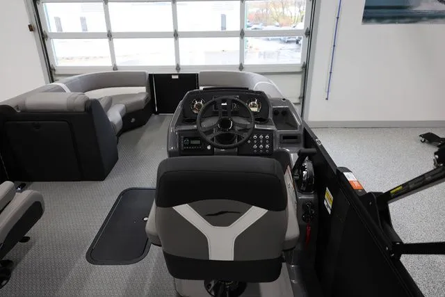 Slide: The Image of Evotti 521 CS 2026 - 11