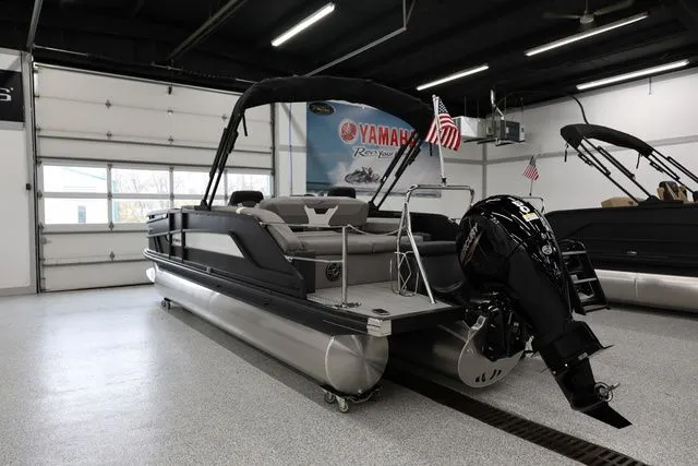 Slide: The Image of Evotti 521 CS 2026 - 3