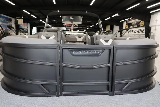 Slide: The Image of Evotti 521 CS 2026 - 8