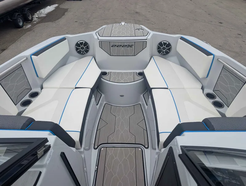 Slide: The Image of Yamaha 222XD 2023 - 7