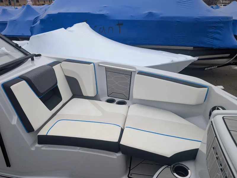 Slide: The Image of Yamaha 222XD 2023 - 8