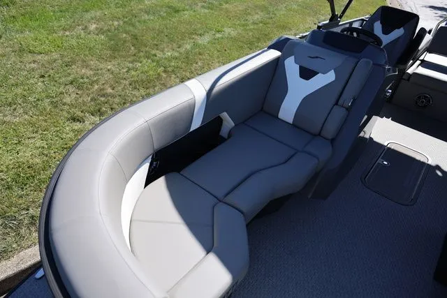 Slide: The Image of Evotti 521 CS 2026 - 14