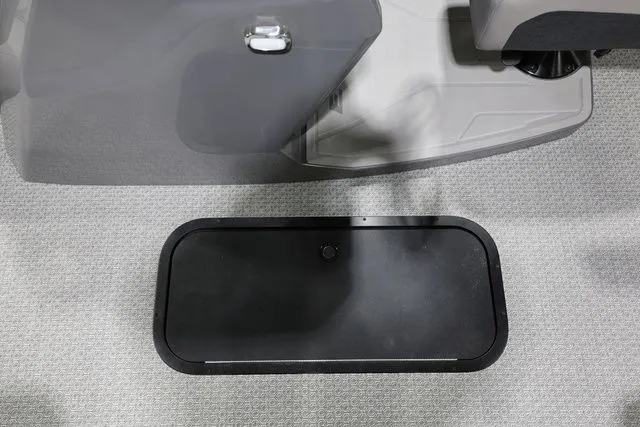 Slide: The Image of Evotti 521 CS Tritoon 2026 - 19