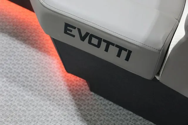 Slide: The Image of Evotti 721 CS FACTORY DEMO TRITOON 2026 - 18