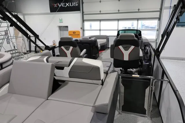 Slide: The Image of Evotti 721 CS FACTORY DEMO TRITOON 2026 - 7