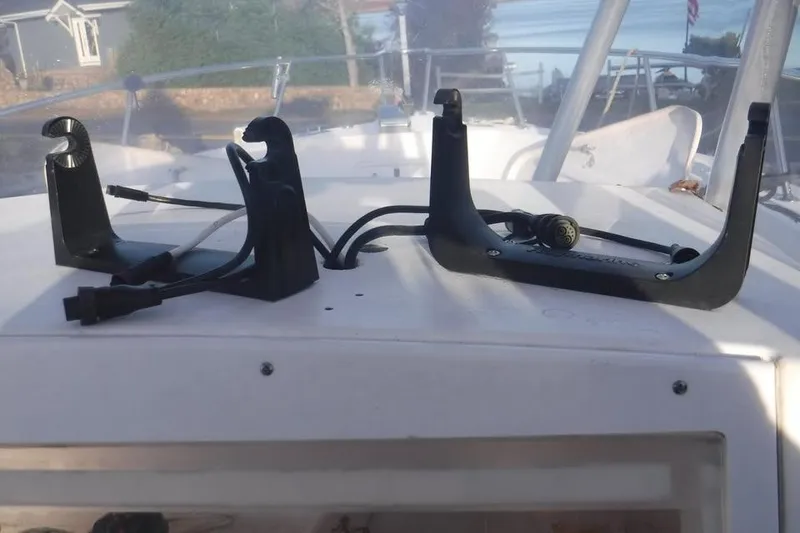 Slide: The Image of Boat console with black mounts, 2006 PROLINE 31 Center Console & Trailer. - 9