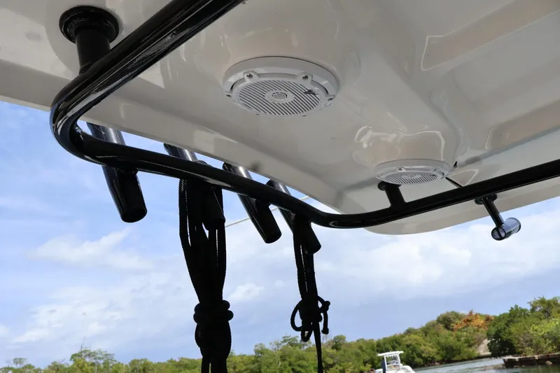 Slide: The Image of 2022 Sea Hunt Gamefish 30 Coffin Box boat roof with speakers and rod holders. - 22