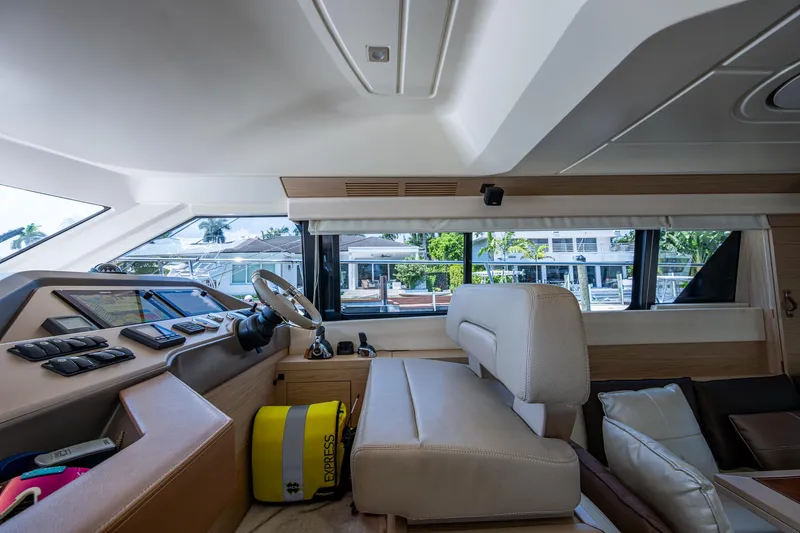 Slide: The Image of Interior of 2015 Beneteau Monte Carlo 4 yacht. - 49