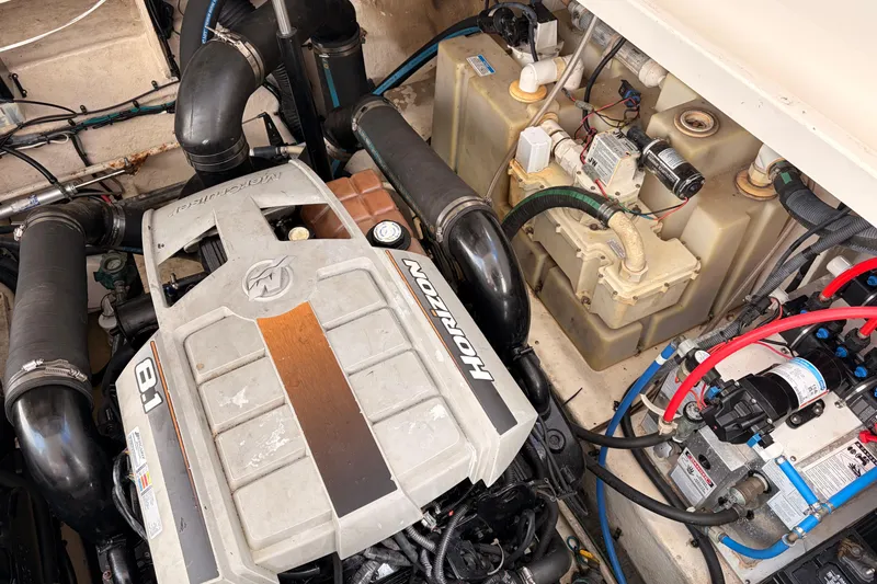 Slide: The Image of Engine compartment of a 2008 Sea Ray Sundancer 350 with MerCruiser 8.1 engine. - 50