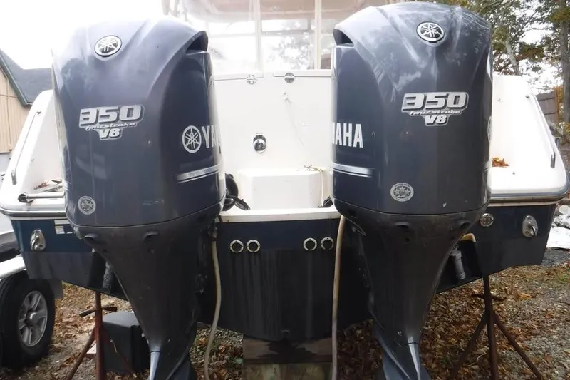 Slide: The Image of Twin Yamaha 350 V8 outboard engines on a 2014 Grady-White Freedom 335 boat. - 20