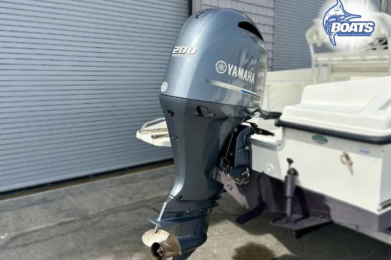 Slide: The Image of 2018 KenCraft Challenger 206 with Yamaha 200 outboard motor, displayed at Boats Incorporated. - 9