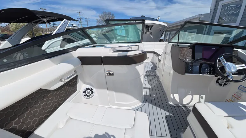 Slide: The Image of Interior view of a 2020 Sea Ray SDX 270 Outboard boat. - 21
