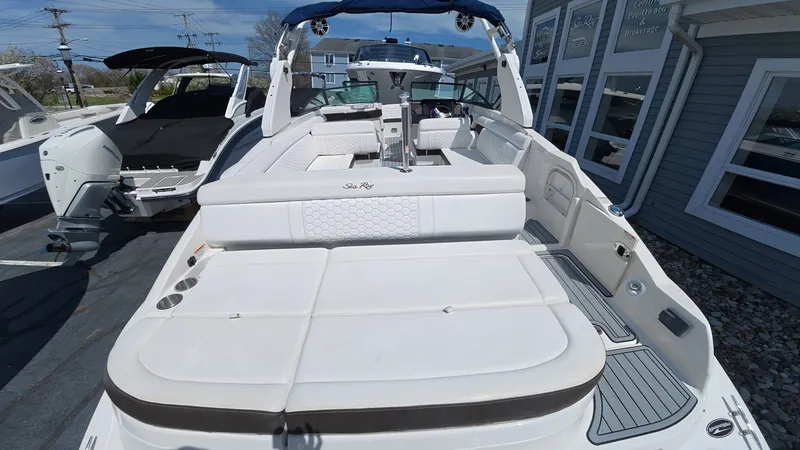 Slide: The Image of 2020 Sea Ray SDX 270 Outboard boat with luxurious interior. - 6