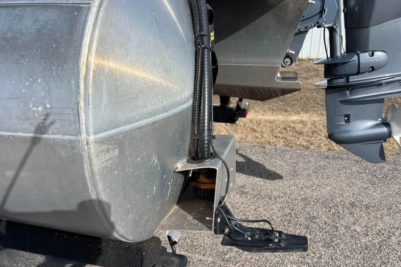 Slide: The Image of Close-up of a 2021 Bennington 168 FISH CRUISE boat's motor and pontoon detail. - 43