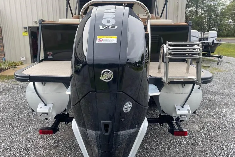 Slide: The Image of 2024 Avalon Catalina 2585 RL with powerful 250 V8 engine, rear view. - 15