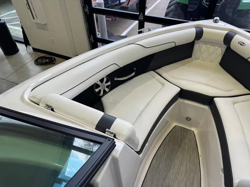 Slide: The Image of Regal 2100 RX Surf 2018 - 19