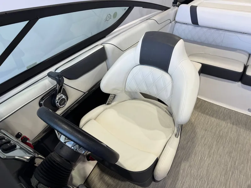 Slide: The Image of Regal 2100 RX Surf 2018 - 21