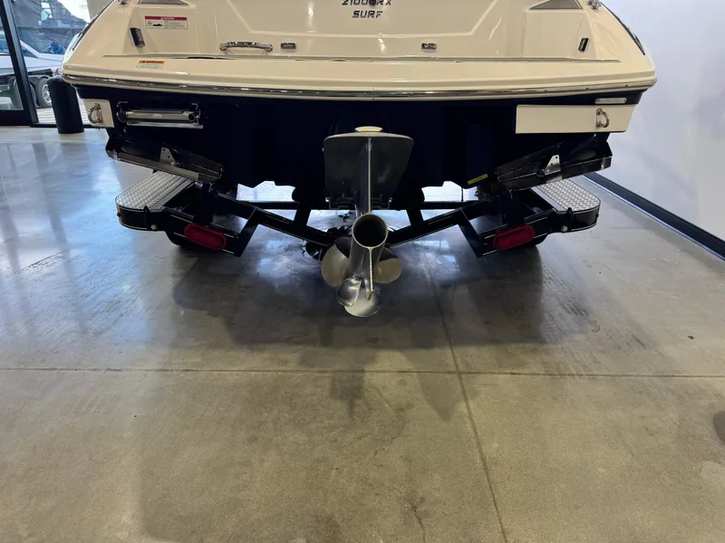 Slide: The Image of Regal 2100 RX Surf 2018 - 7