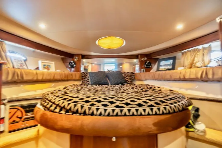 Slide: The Image of 2006 Meridian 411 Sedan - Image 22 - 22