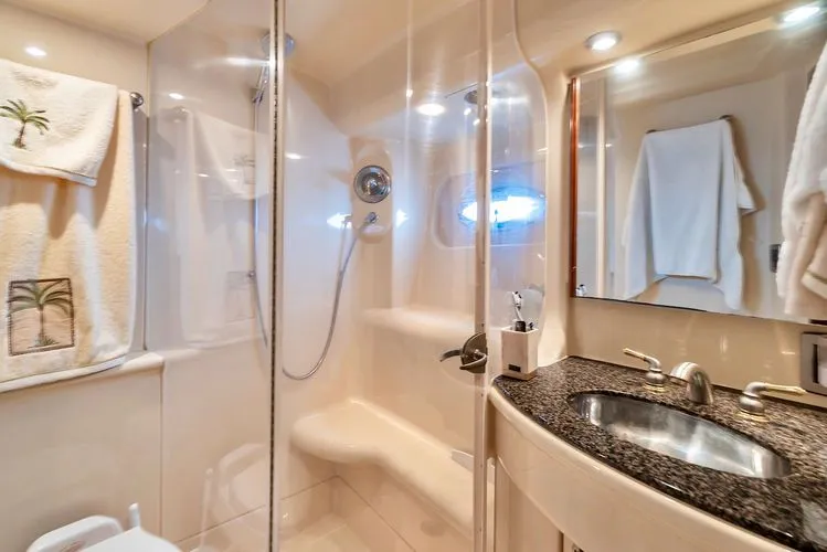 Slide: The Image of 2006 Meridian 411 Sedan - Image 26 - 26