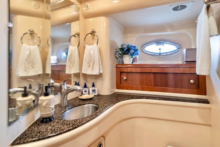 Slide: The Image of 2006 Meridian 411 Sedan - Image 27 - 27