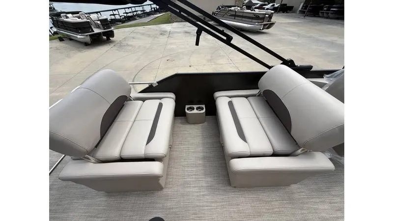 Slide: The Image of Bentley Pontoons Legacy Quad Swing Back 223 2026 - 12