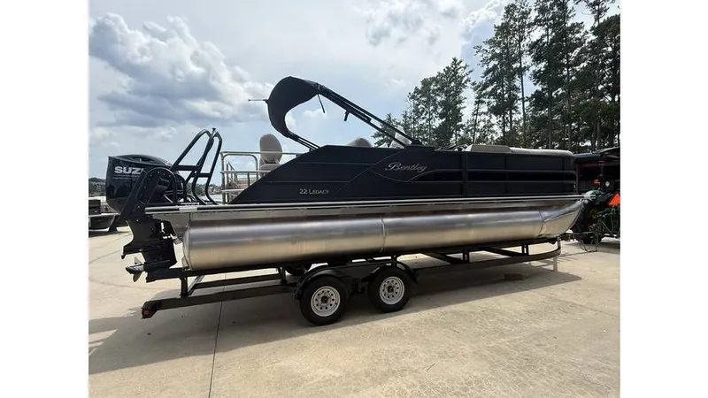 Slide: The Image of Bentley Pontoons Legacy Quad Swing Back 223 2026 - 7