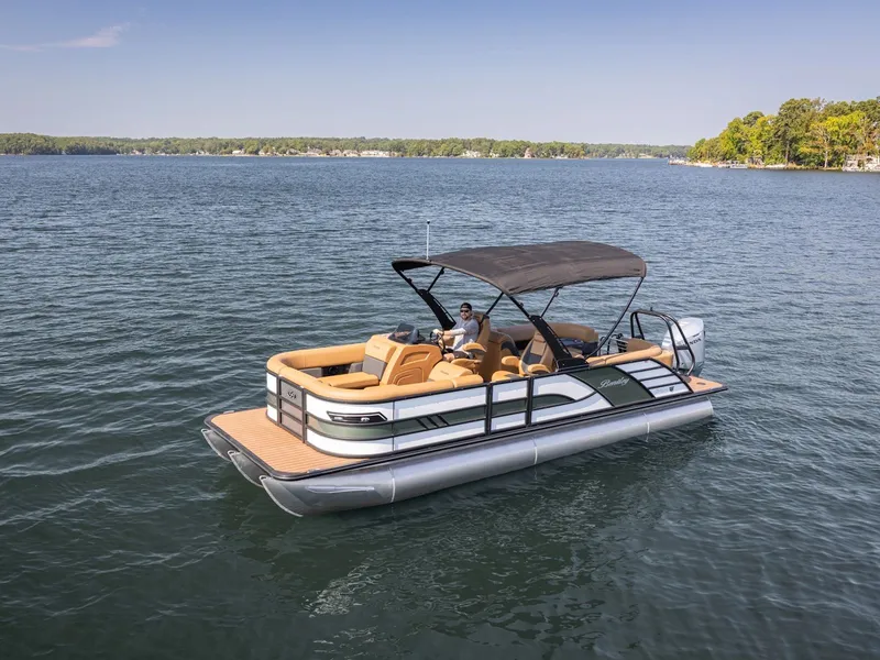 Slide: The Image of Bentley Pontoons Legacy 223 SPORT3 QSB 2026 - 14
